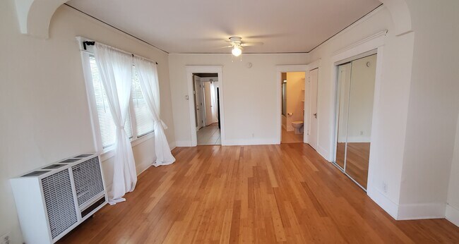 Wide Entrance to L. R. - 335 Rennie Ave