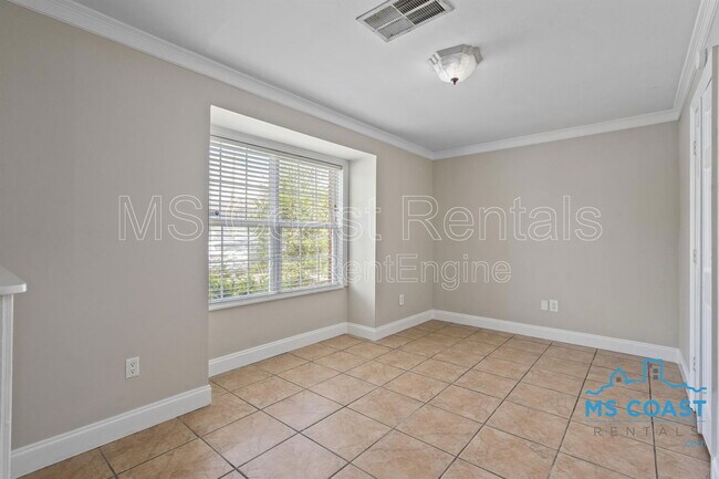 Building Photo - 387 Debuys Rd