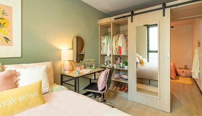 Double Occupancy bedroom - Hub Gainesville 3rd Ave Apartments