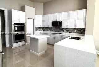 Building Photo - 8006 N Savannah Cir