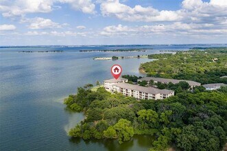 Building Photo - 500 Water's Edge Drive