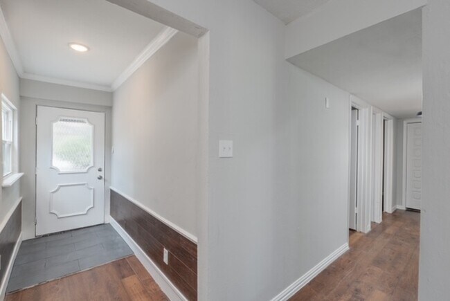 Foto del edificio - 5306 Lansingford Trail