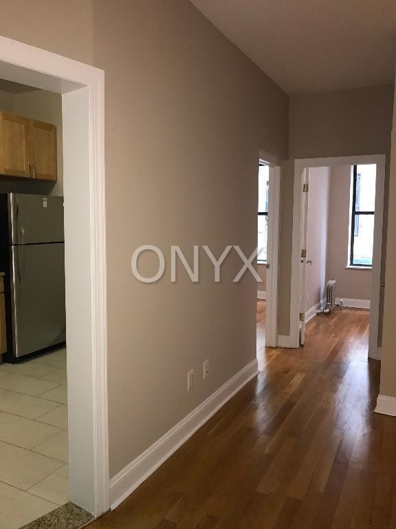 Foto del edificio - 11 W 123rd St