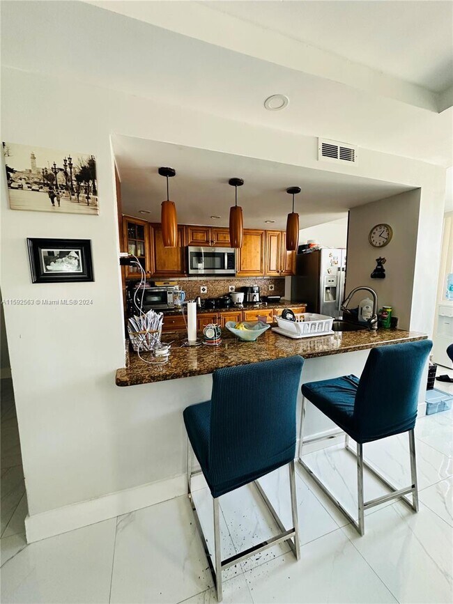 Foto del edificio - 9441 SW 4th St