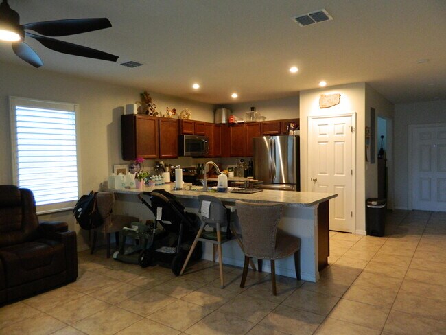 Foto del edificio - 3345 Liberty Square Way