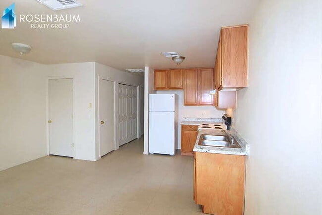 Foto del edificio - 8281 W Sandy Ln