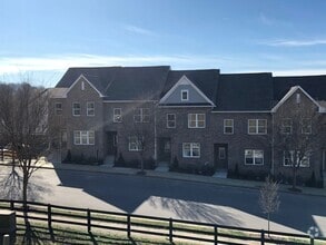 Building Photo - 8108 Lenox Creekside Dr