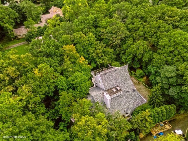 Foto del edificio - 989 Old Green Bay Rd