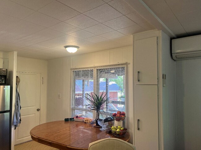 Building Photo - 8547 Bluebell Ct