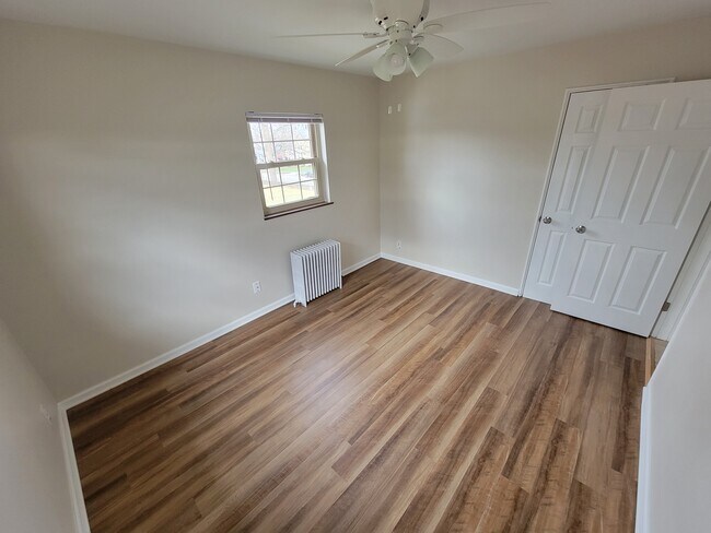 Foto del edificio - 211 E Orchard Ave