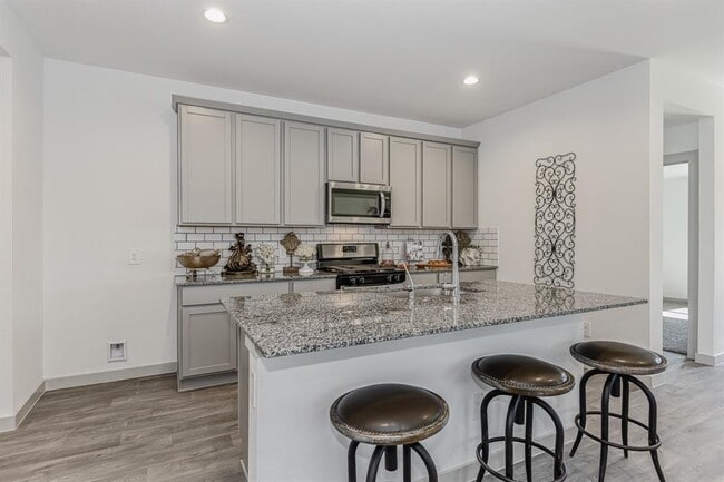 Building Photo - 1522 Truckee River Dr