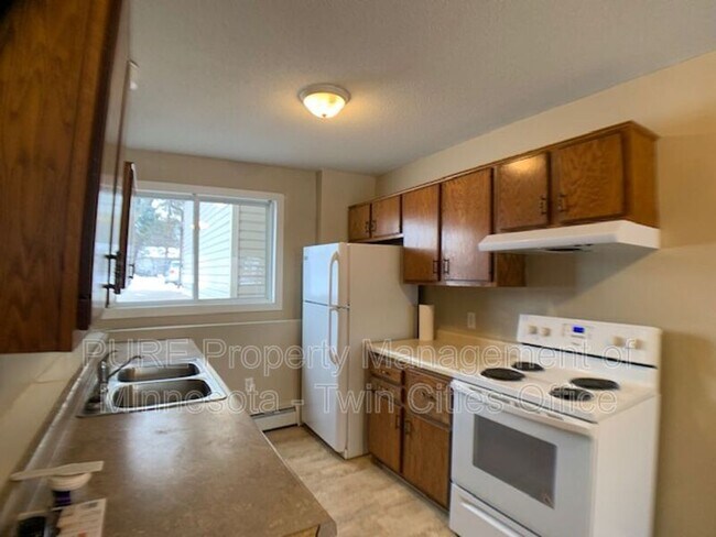 Foto del edificio - 3378 Upper 149th St W