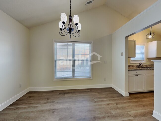 Foto del edificio - 1954 Waccamaw Path