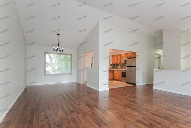 Building Photo - 12258 Trailoaks Ct