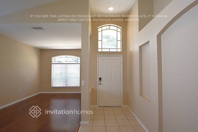 Foto del edificio - 15454 Martinmeadow Dr