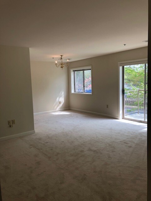 Foto del edificio - 1160 N Quincy St