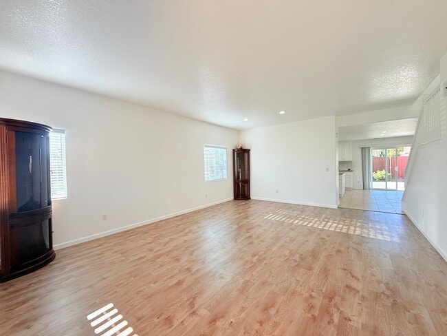 Building Photo - 2023 San Antonio Ct