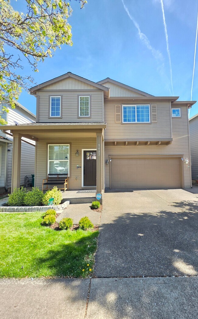 Building Photo - 1487 NE Kokanee Ln
