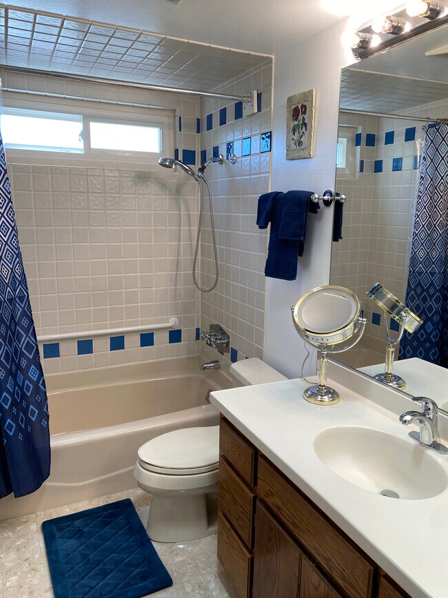 Building Photo - 7101 Scarborough Peak Dr
