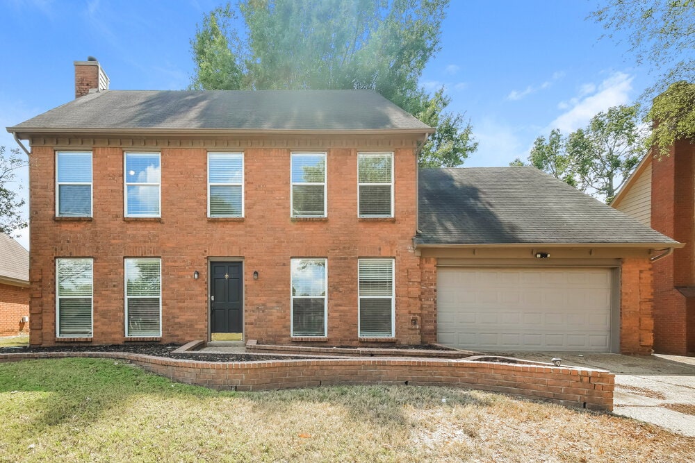 Foto principal - 8151 Cross Creek Ct