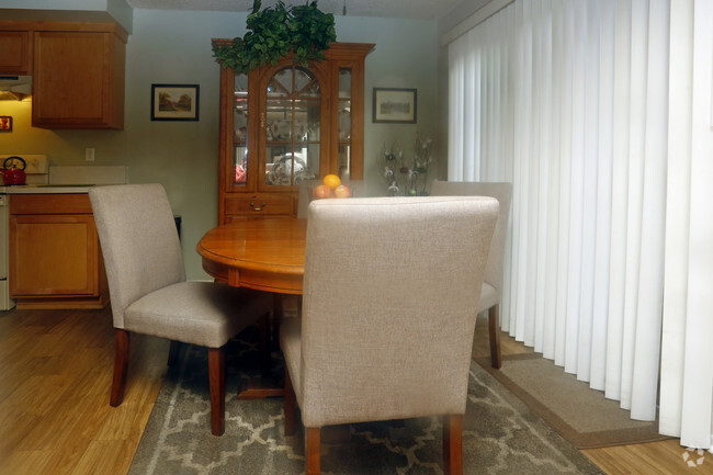 Dining Area - Entrada Townhomes