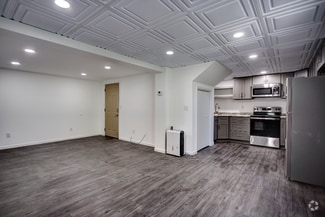 Building Photo - 308 E Mary St