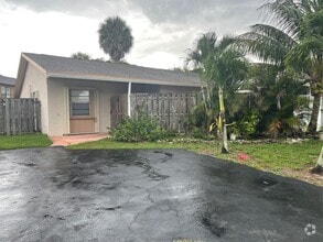Building Photo - 8615 Satalite Terrace
