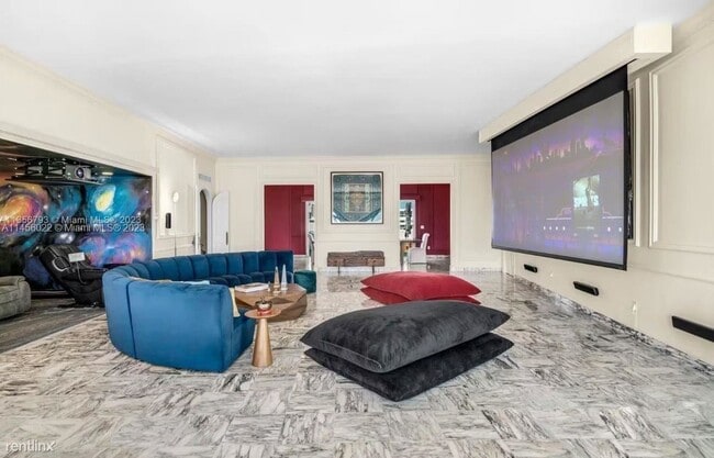 Building Photo - 4 br, 3.5 bath Condo - 5255 Collins Ave # ...