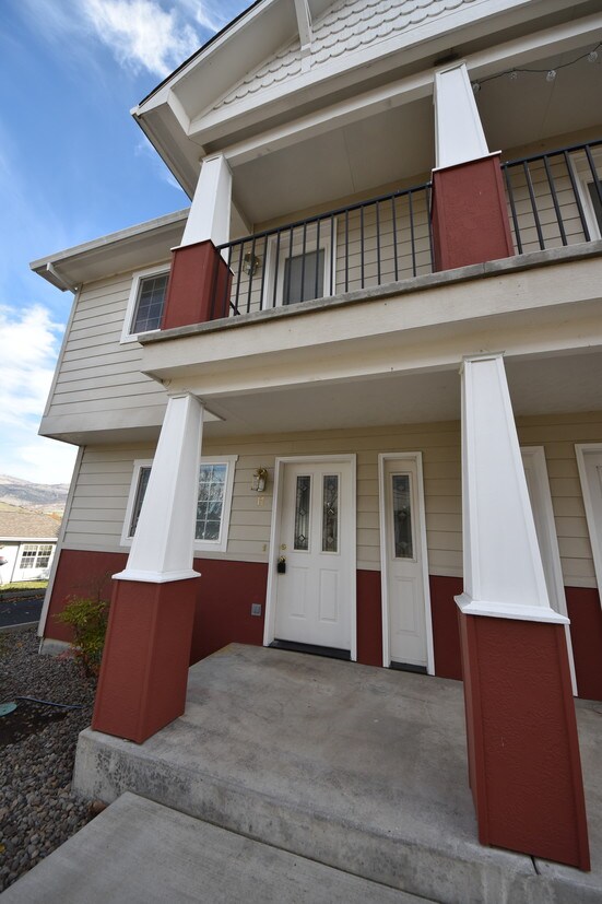Primary Photo - 240 Suncrest Rd