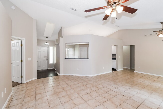 Building Photo - 8522 Sugartree Dr