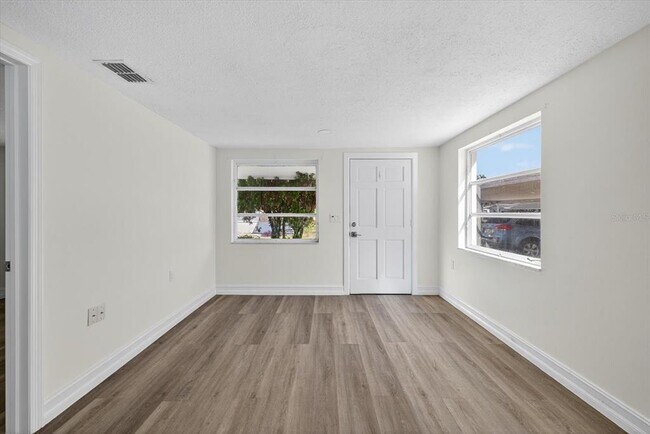 Foto del edificio - 5419 Oceanic Rd