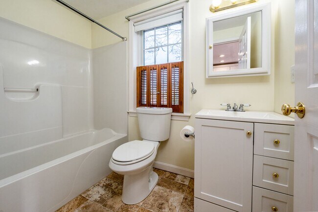 Foto del edificio - 28 G Hideaway Rd