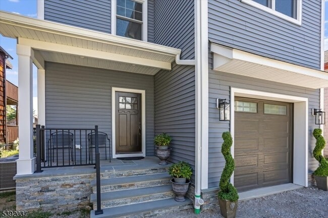 Building Photo - 235 Martin Luther King Ave