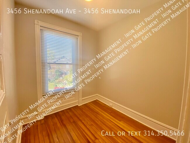 Building Photo - 3456 Shenandoah Ave