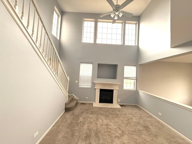 Building Photo - 2279 Reflections Dr