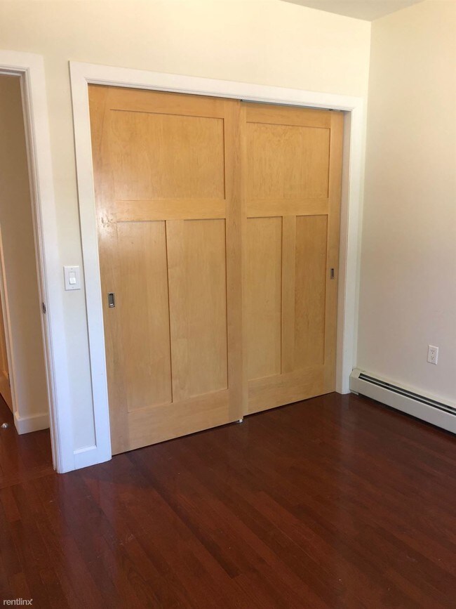 Building Photo - 1 br, 1 bath Apartment - 2647 28th St