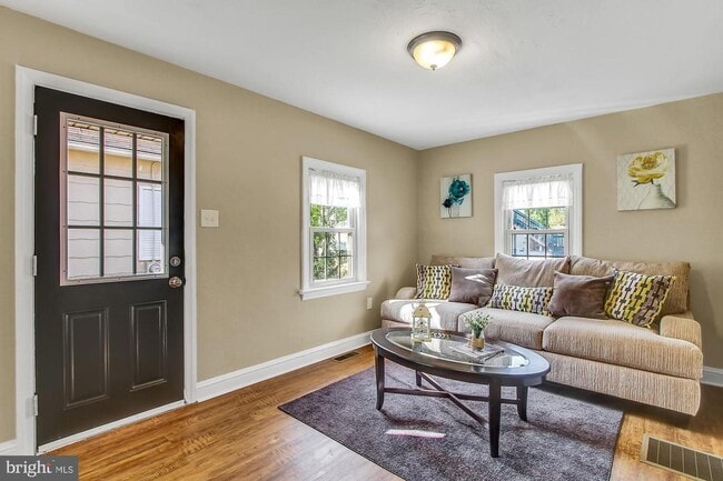 Foto del edificio - Coming Soon!  Charming 2 Bedroom, 1 Bath H...