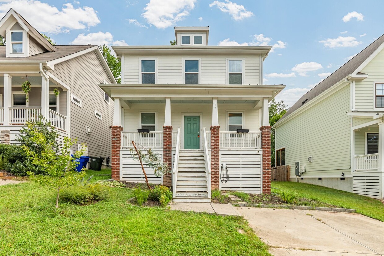 Photo - 117 Dunstan Ave