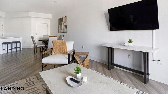 Foto del edificio - 2250 McGregor Blvd