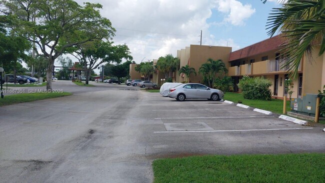Foto del edificio - 3090 NW 46th Ave