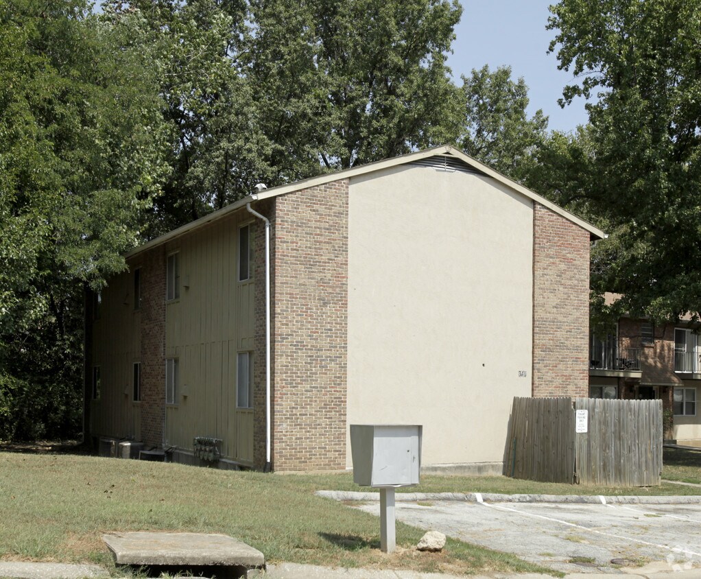 Building Photo - 340 San Juan Dr