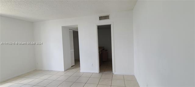 Foto del edificio - 13499 Biscayne Blvd