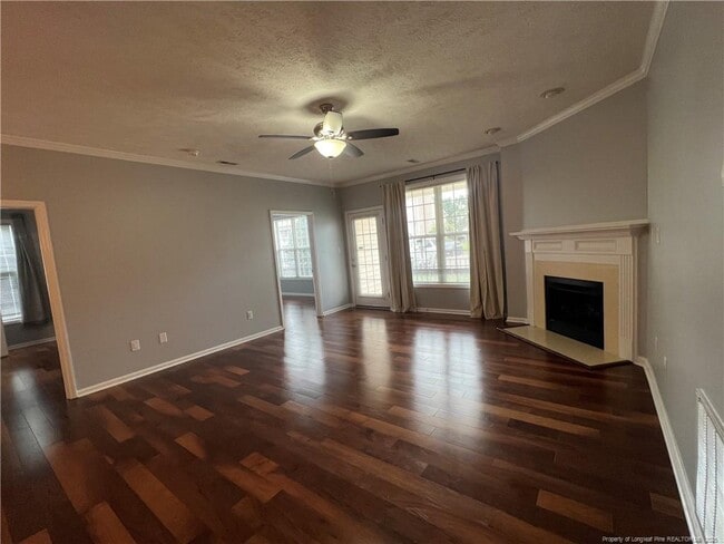 Foto del edificio - 1328 Kershaw Loop