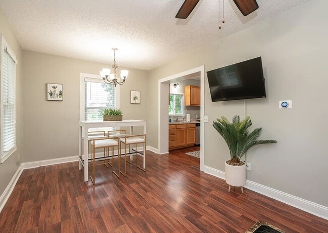 Building Photo - Prime Dogtown Home Near Forest Park w/Fenced Yard