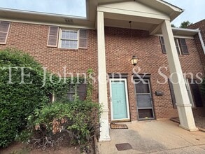Building Photo - 317 Vineyard Park Ct
