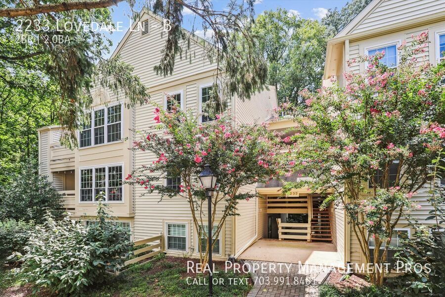 Photo - 2233 Lovedale Ln-B