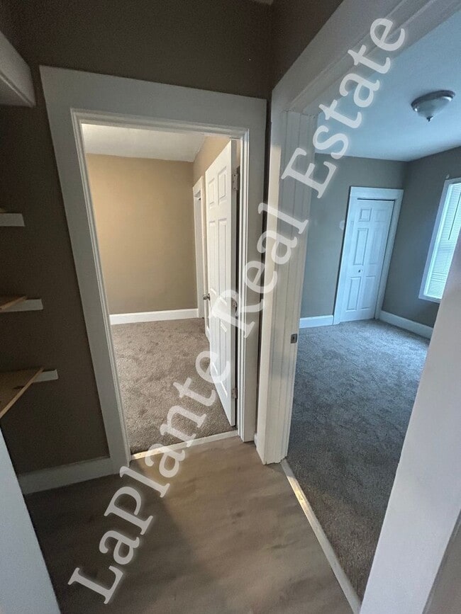 Foto del edificio - 2424 Airport Hwy