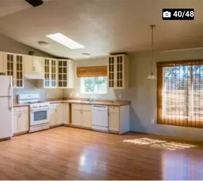 Building Photo - 266 Quail Hill Ln