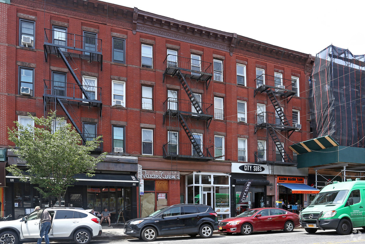Primary Photo - 84-86 5th Ave