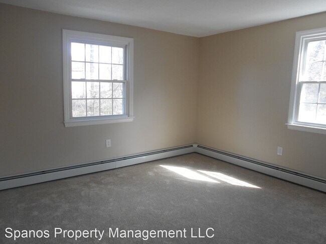 Foto del edificio - 2 br, 1 bath House - 1 Colonial Drive Unit 4